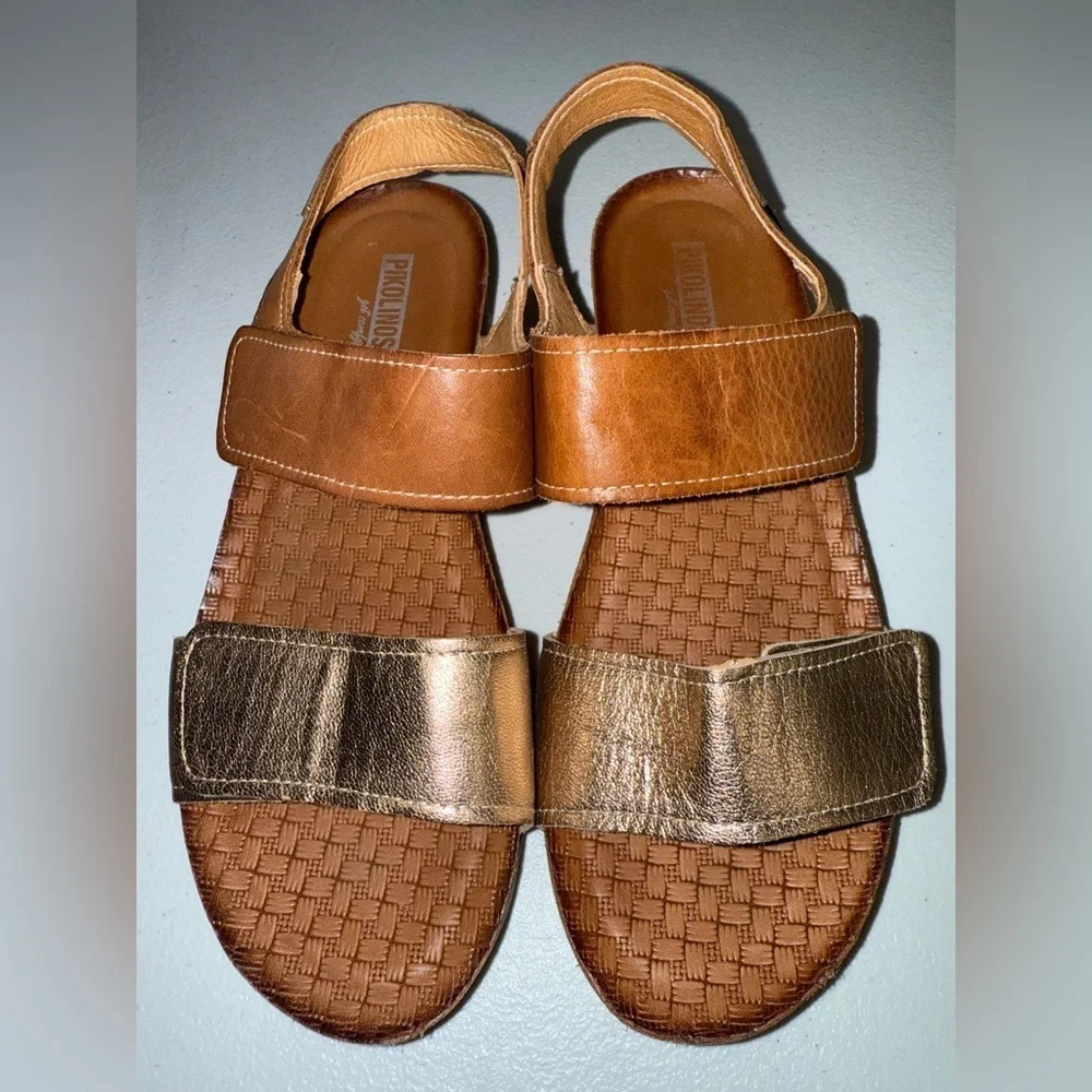 Pikolinos Mahon double strap with back wedge sandals size 7
